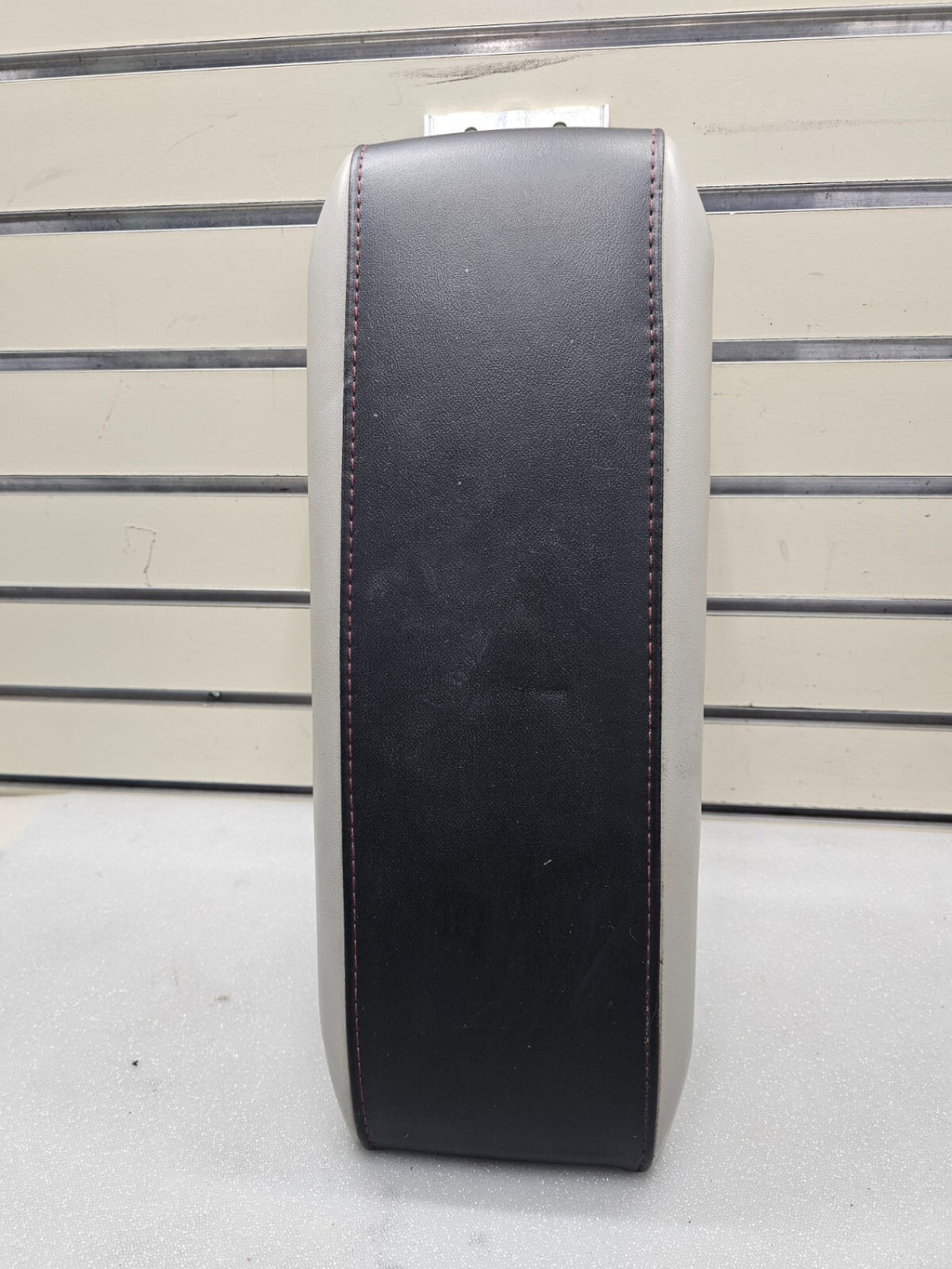 🔥10-15 Chevy Equinox GMC Terrain Center Console Lid ARMREST ASSEMBLY BLACK/GRAY