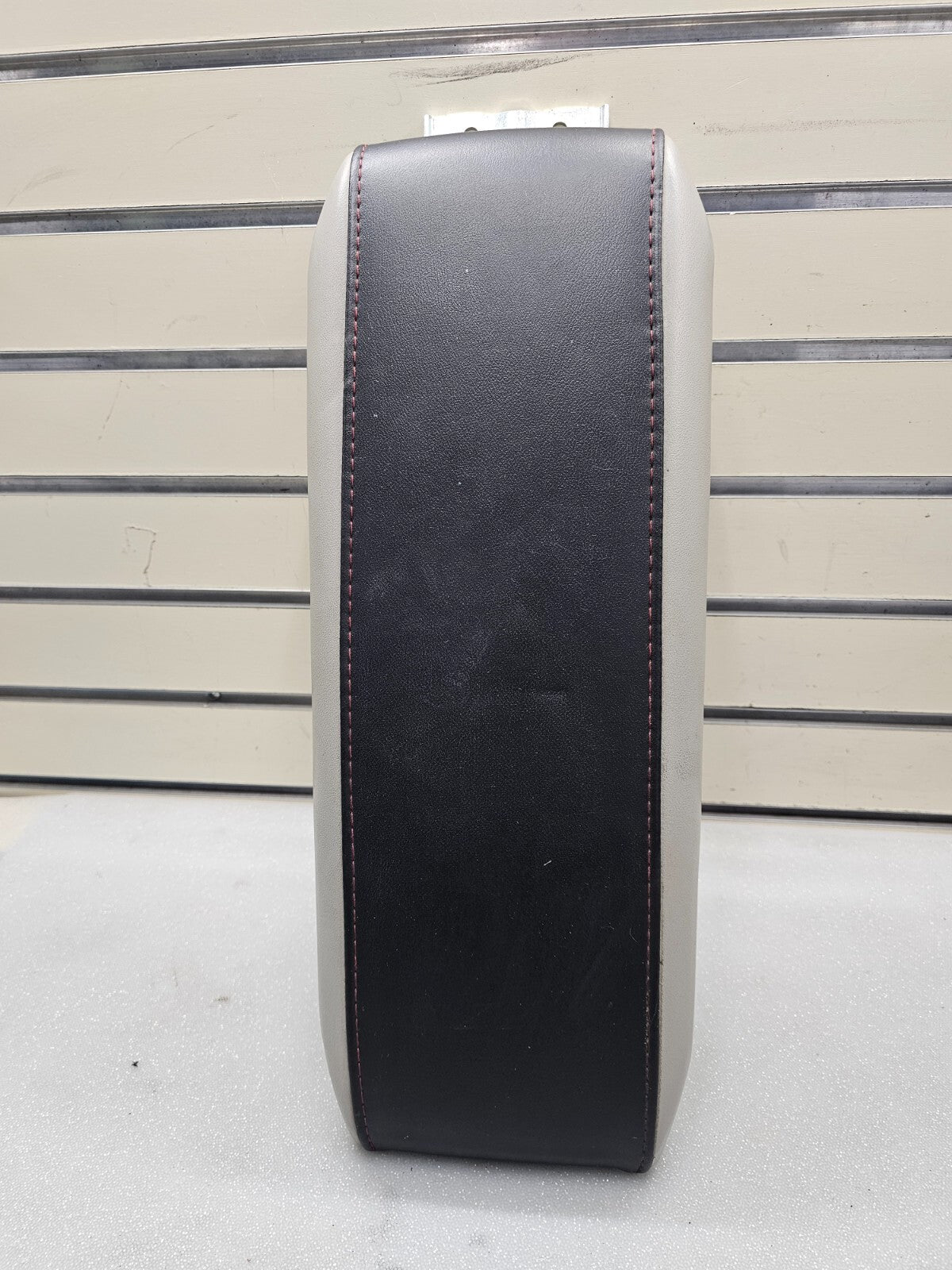 🔥10-15 Chevy Equinox GMC Terrain Center Console Lid ARMREST ASSEMBLY BLACK/GRAY