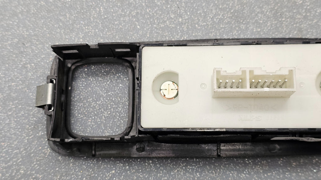 98-04 Deville Seville Left Driver Master Window Door Power Switch Assembly Black