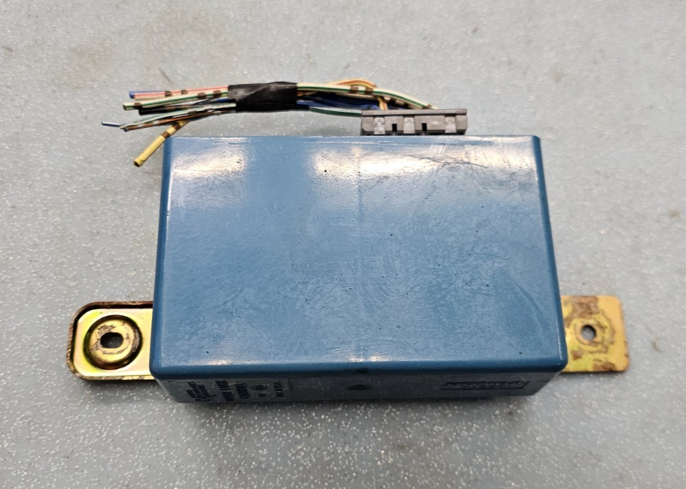 96-00 HONDA CIVIC EK COUPE SEDAN DRIVER POWER DOOR LOCK CONTROL RELAY MODULE OEM