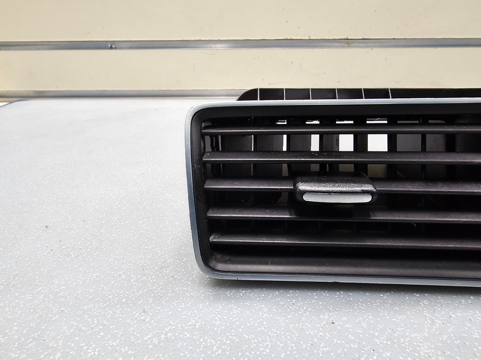 🔥2012 - 2015 Volkswagen Passat Dash Center Air Vents OEM