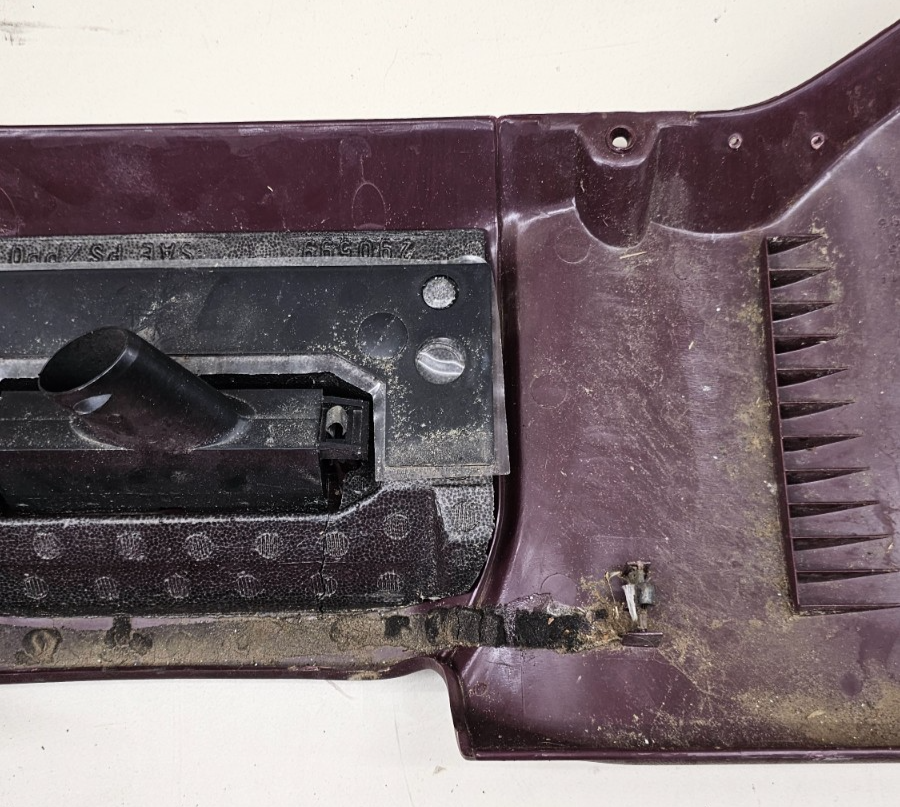 🔥95-99 CHEVY GMC TRUCK CK INSTRUMENT PANEL DASH KNEE BOLSTER PANEL RED OEM