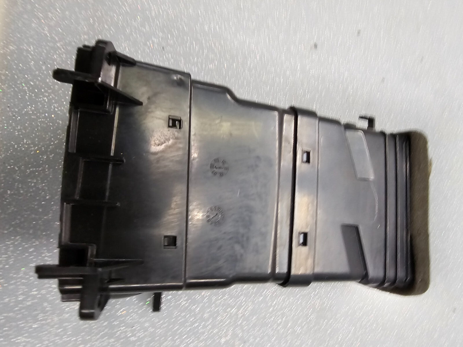 05-10 KIA SPORTAGE CENTER DASH AIR VENT HEATER HVAC FILTER CONDITIONING CLIMATE