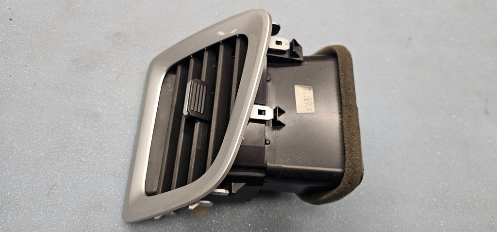🔥10-17 GMC TERRAIN EQUINOX DASH Left Dash AC A/C HVAC Air Vent Heater SILVER