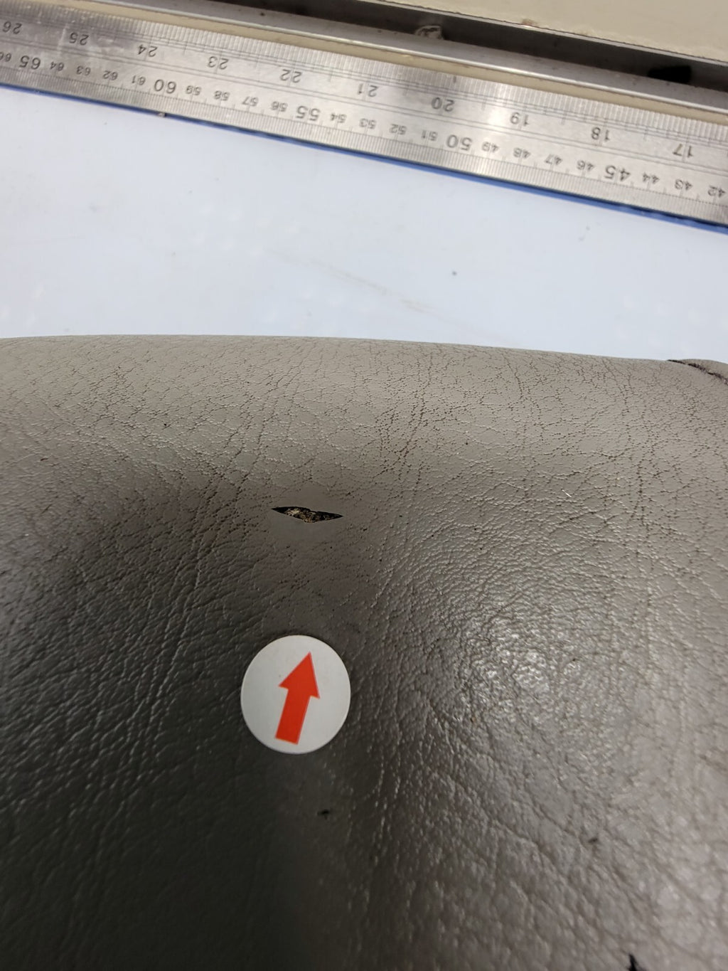 🔥2003-2006 FORD EXPEDITON CENTER CONSOLE ARMREST LID GRAY LEATHER