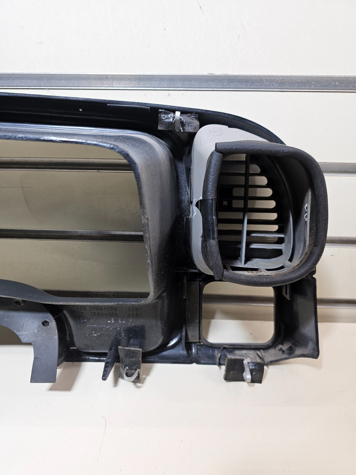 95-99 CHEVY GMC TRUCK CK Instrument Cluster Speedometer Dash Bezel Gray/Black C3