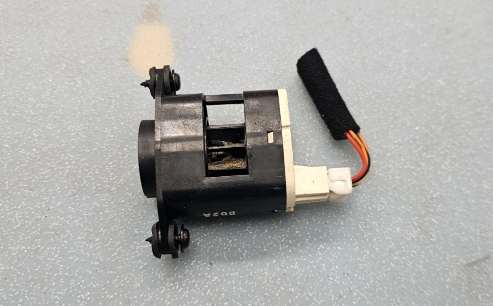 🔥2006-2012 Hyundai Azera Veracruz Temperature Sensor-In Car BLACK