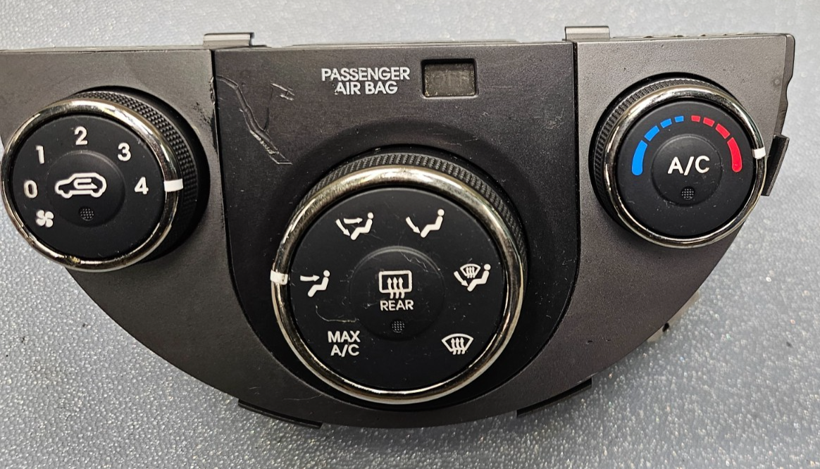 🔥10-11 Kia Soul Dash A/C Heater Temperature Climate Control Air Conditioner OEM