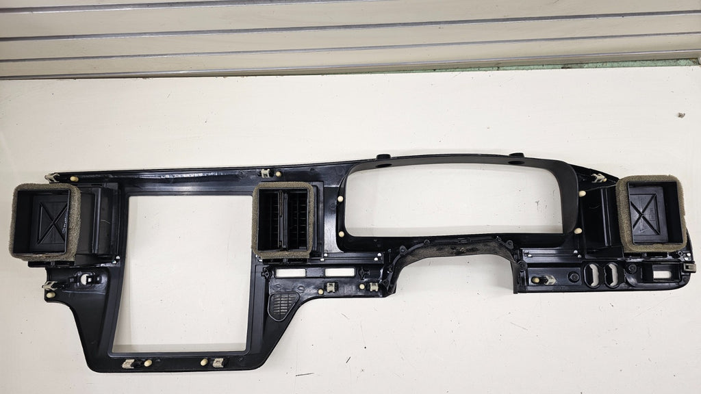 05-11 Lincoln Town Car Dash Speedometer Instrument Cluster Bezel Trim Panel Wood
