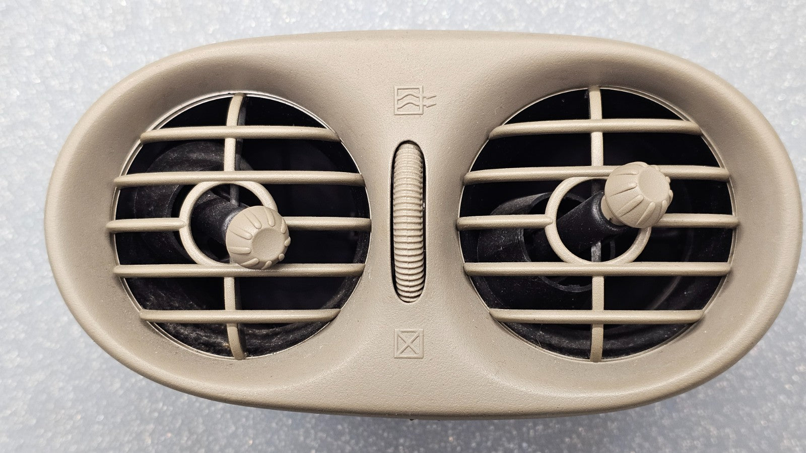 🔥00-05 Pontiac Bonneville Right Passenger Dash Air Vent Heater Conditioning Tan
