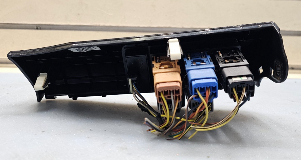 🔥2011-2013 Kia Sorento Dash Rear Wiper Dimmer TCS Switch Trim Bezel OEM