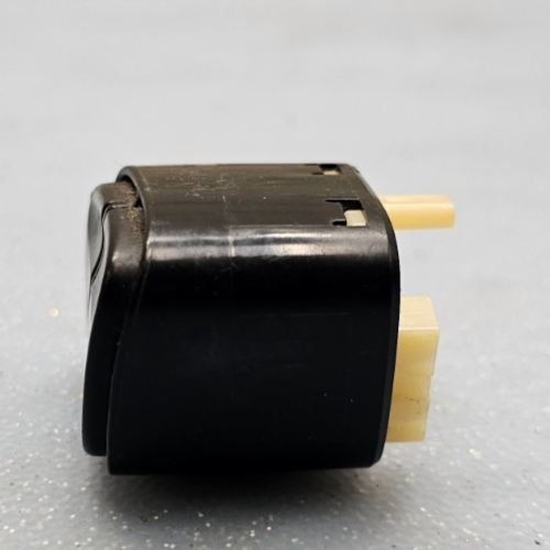 🔥03-09 YUKON SIERRA CALL SOURCE SWITCH Steering Wheel Control Button Black