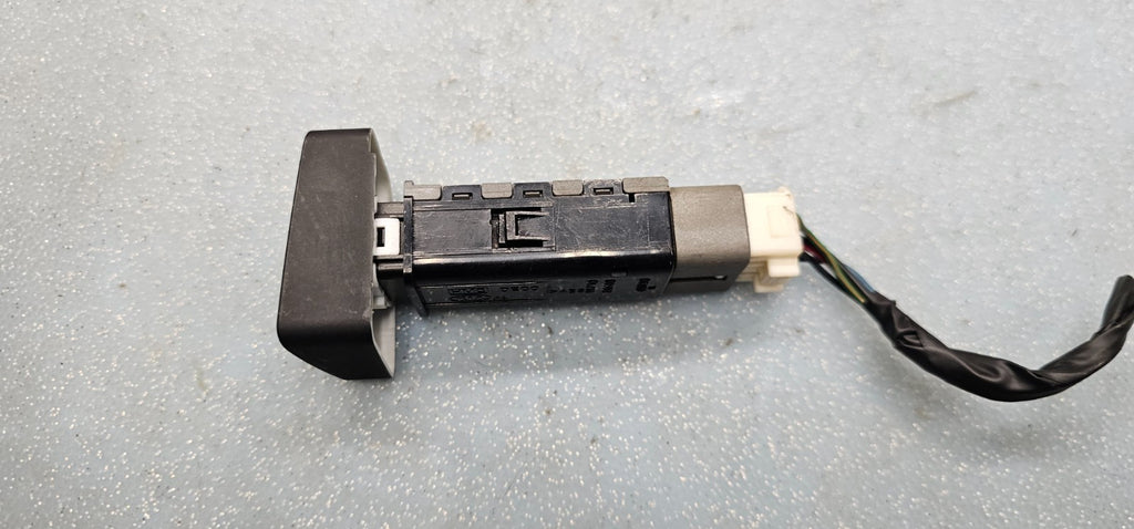 🔥2000-2006 Hyundai Santa Fe Rear Defrost Switch Button OEM BLACK