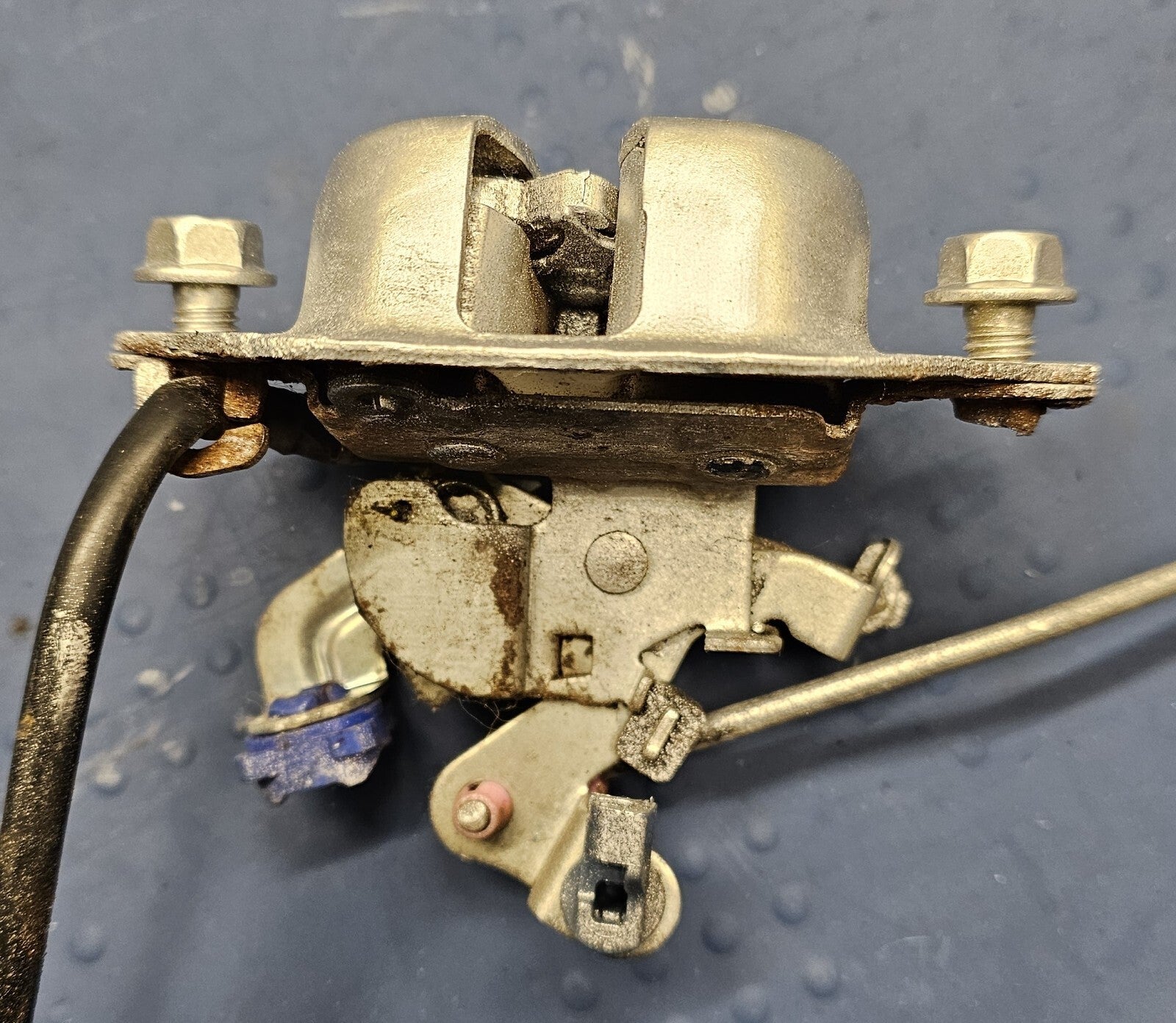 🔥00-04 Nissan Xterra Trunk Liftgate Back Door Lock Latch OEM FREE SHIP