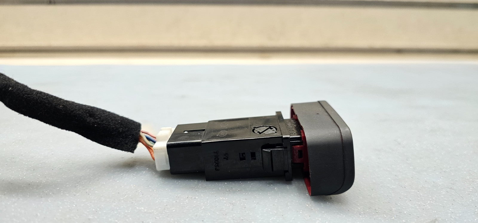 🔥01-05 SONATA OPTIMA Hazard Warning Emergency Light Dash Flasher Switch Black