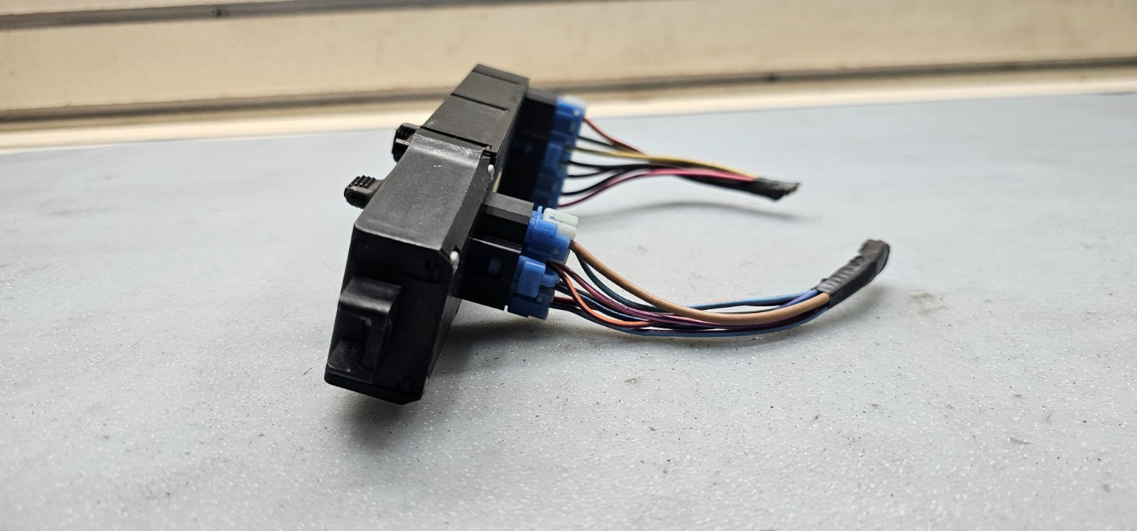 🔥97-01 Jeep Cherokee Front Right Passenger Power Window Door Switch Assembly