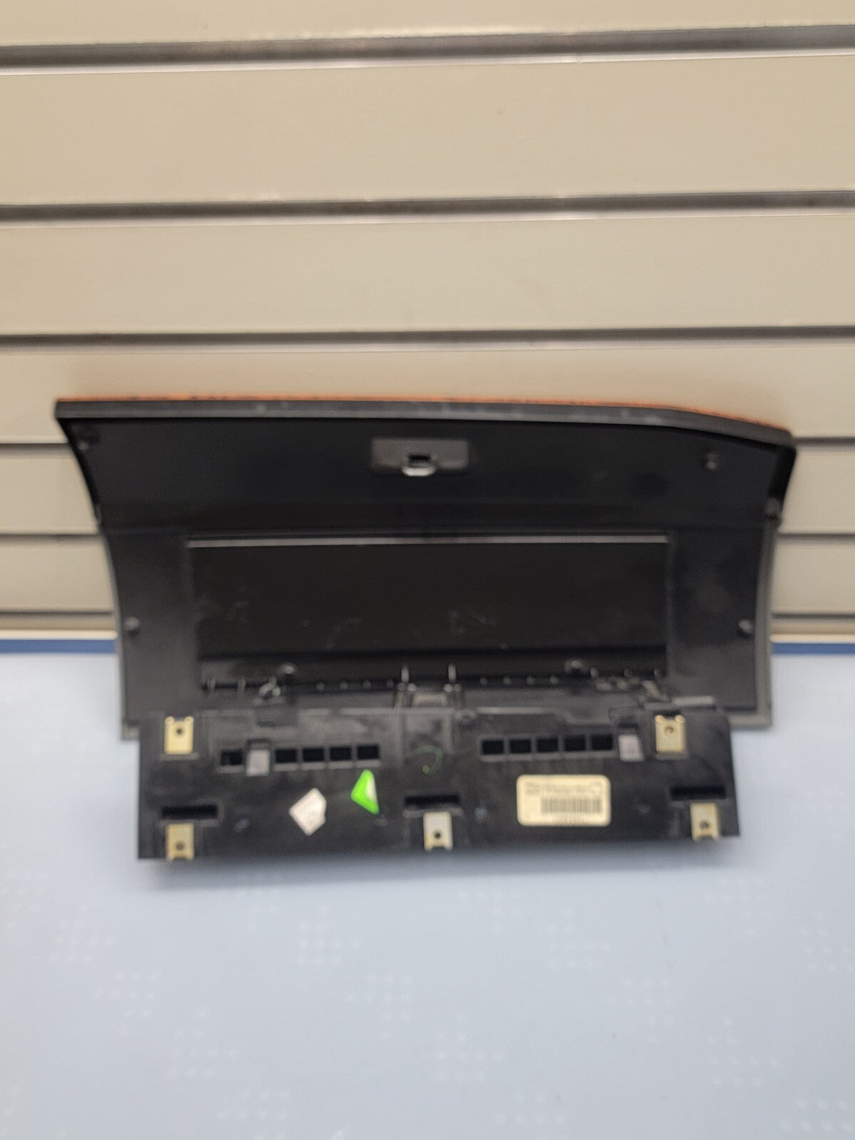 🔥08-10 Chrysler Town Country Upper Glove Box Dash Storage Door Lid Compartment