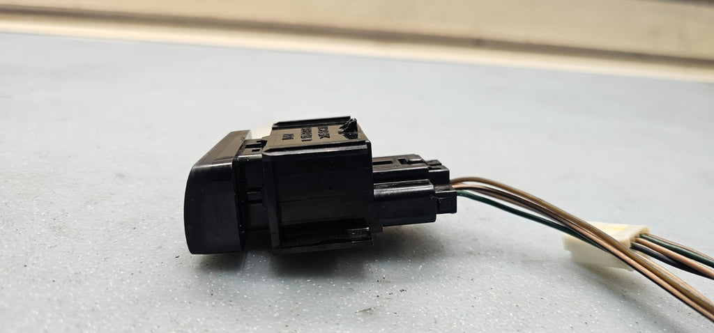 🔥03-08 Toyota Corolla Emergency Hazard Fog Light Switch Assembly Black