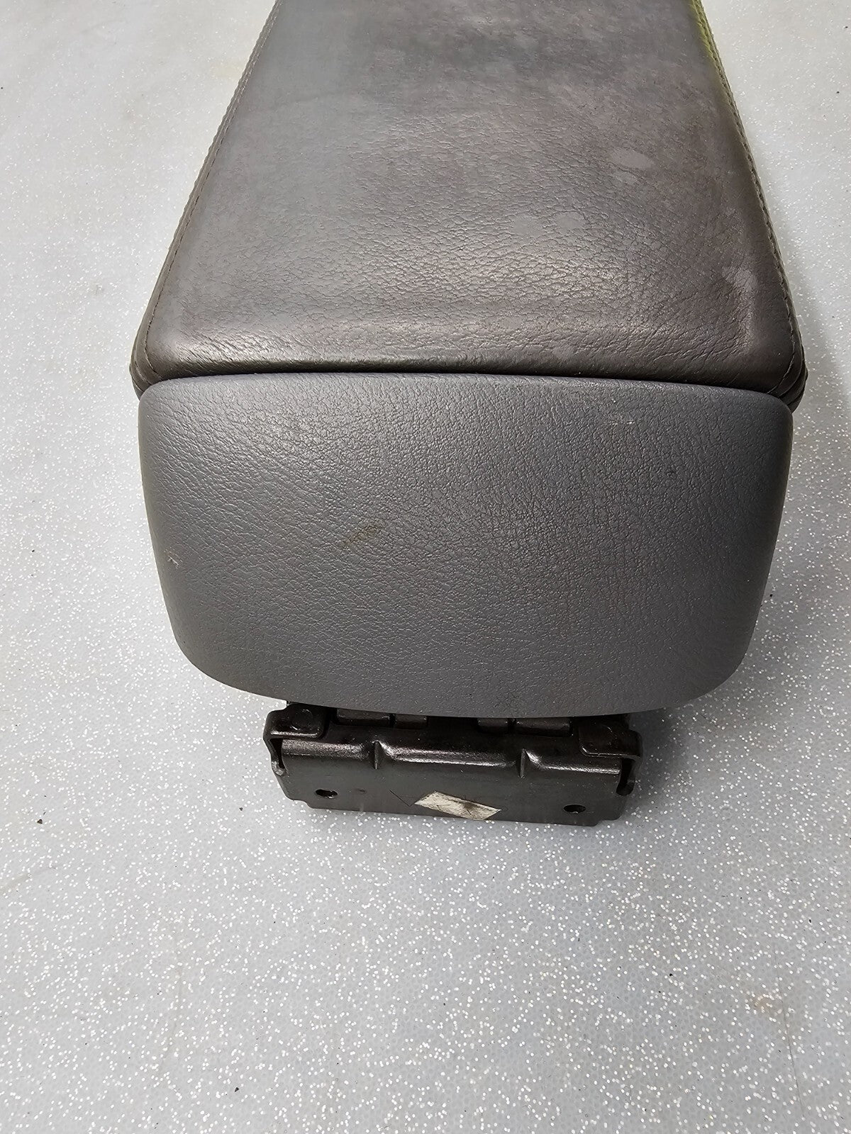 03-07 ACCORD Acura TSX Center Console Armrest Storage Lid Leather DK GRAY L22