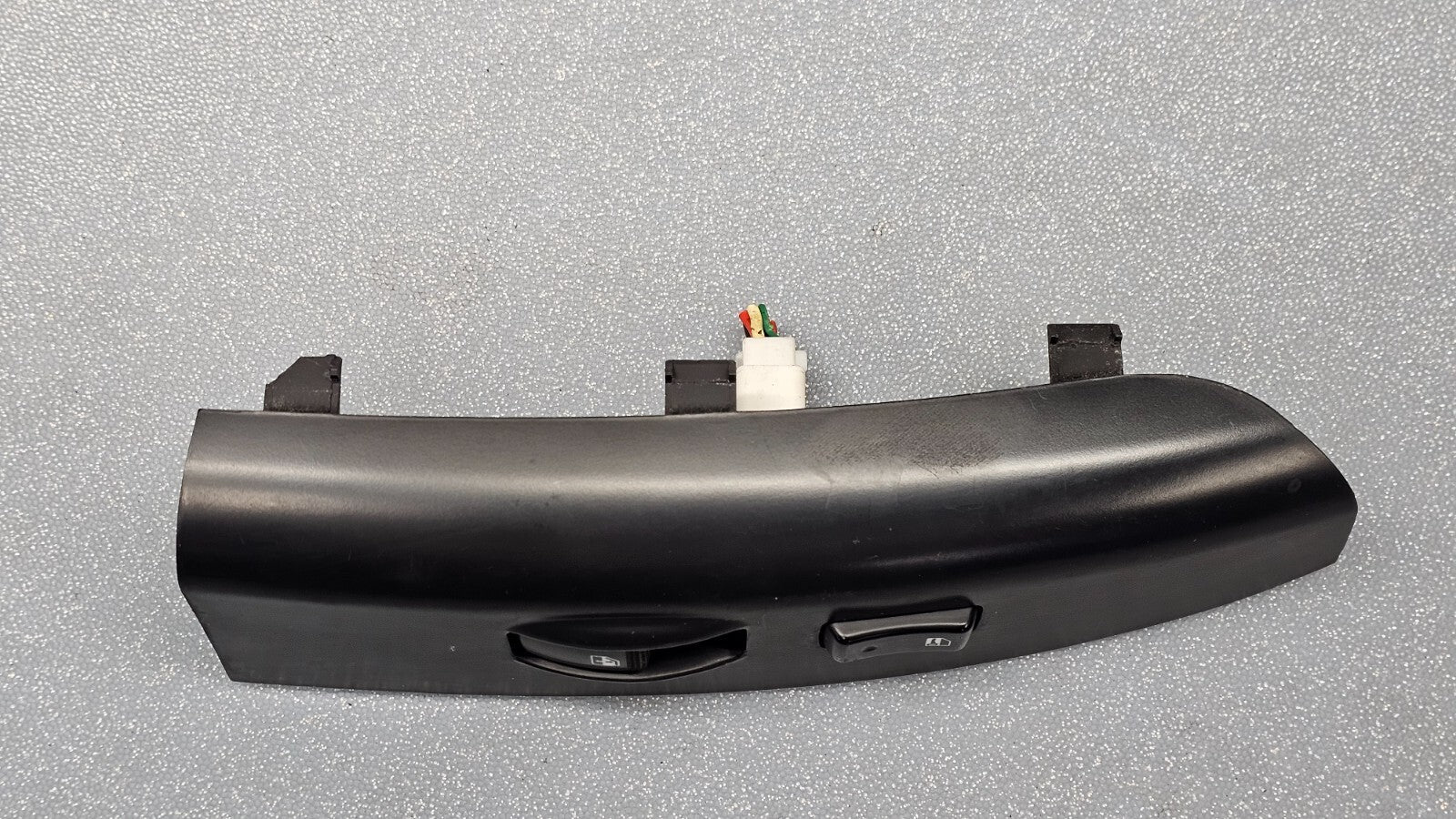 🔥05-10 Kia Sportage Front Right Passenger Window Control Switch Bezel Black OEM