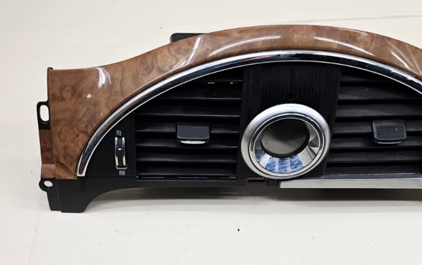 🔥08-12 BUICK ENCLAVE Center Dash Clock Instrument Panel Trim Woodgrain Silver