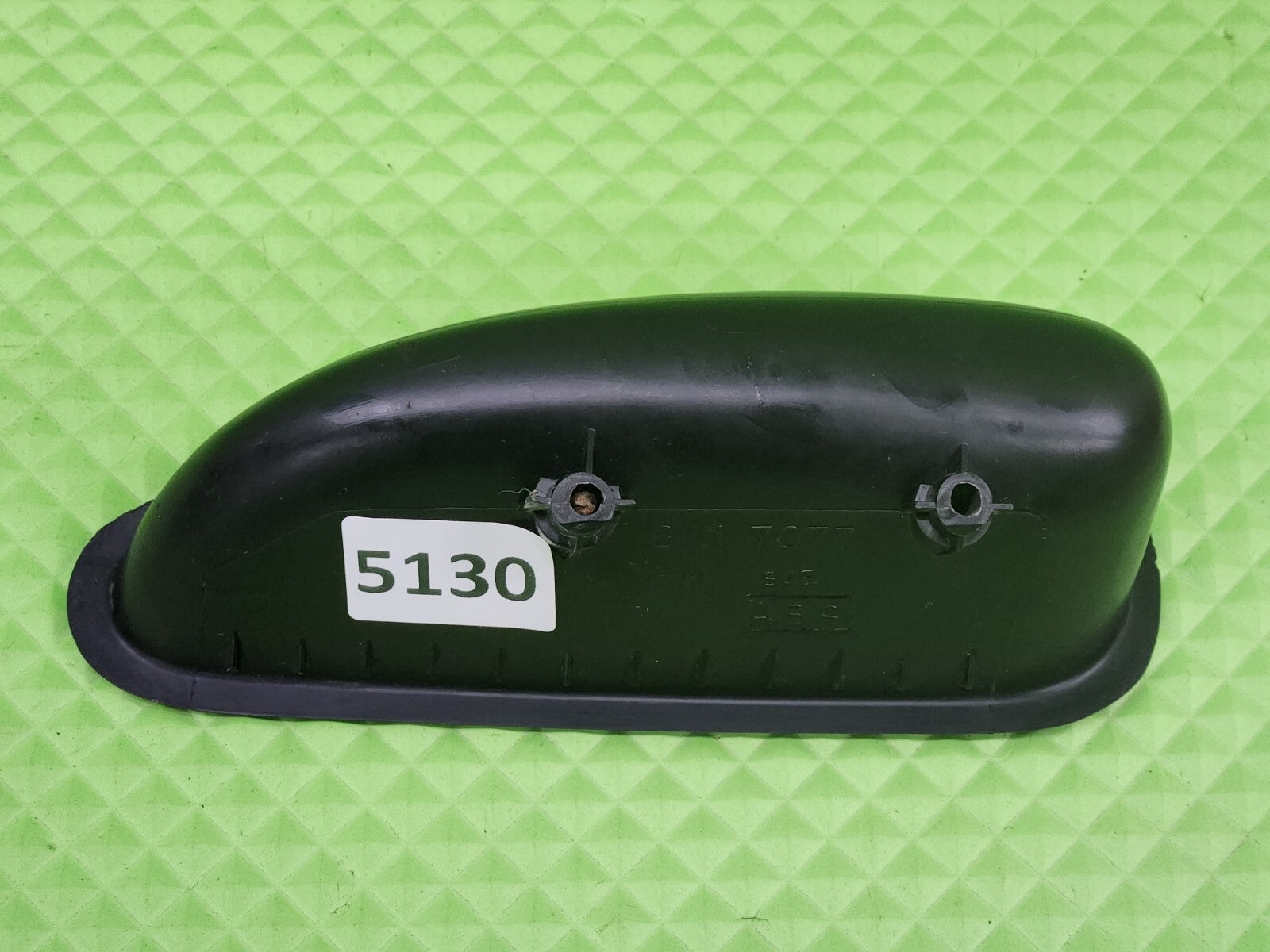 94-01 DODGE RAM 1500 2500 3500 RH PASSENGER INSIDE DOOR HANDLE TRIM INSERT BLACK