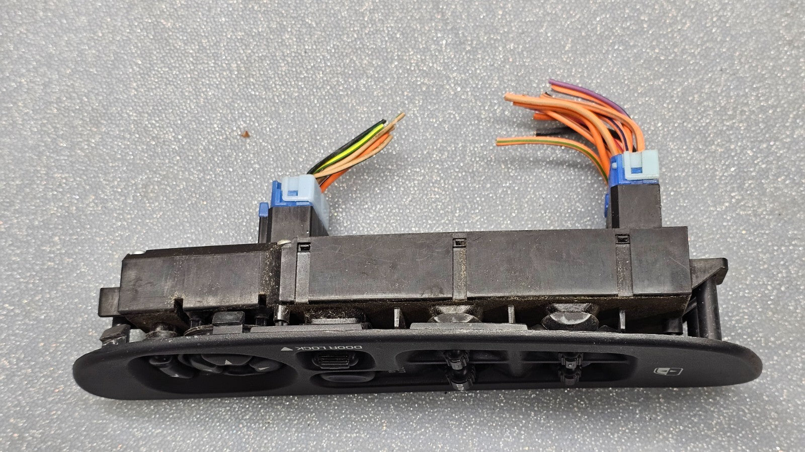 03-09 DODGE RAM 1500 2500 Front Left Driver Power Master Window Switch Black OEM