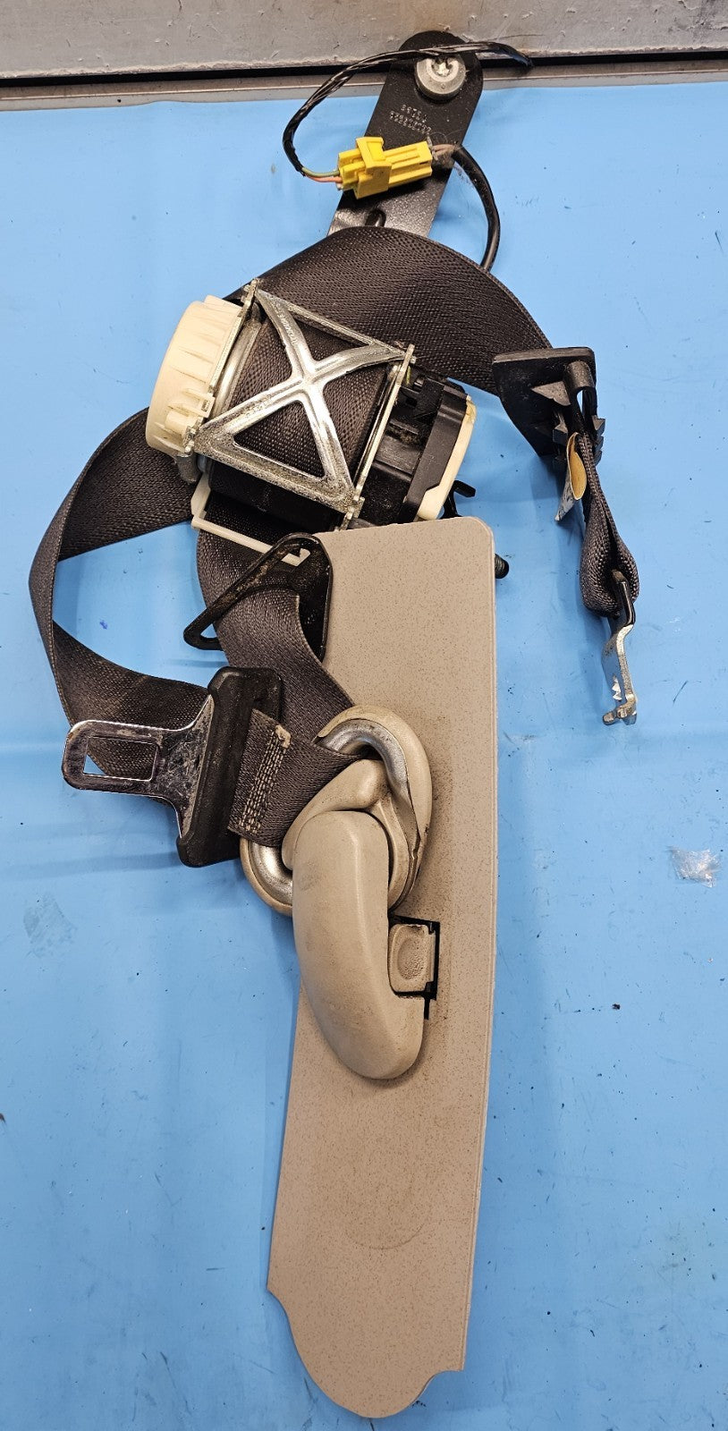 🔥07-09 Escalade Silverado Tahoe Right Passenger Seat Belt Seatbelt Retractor