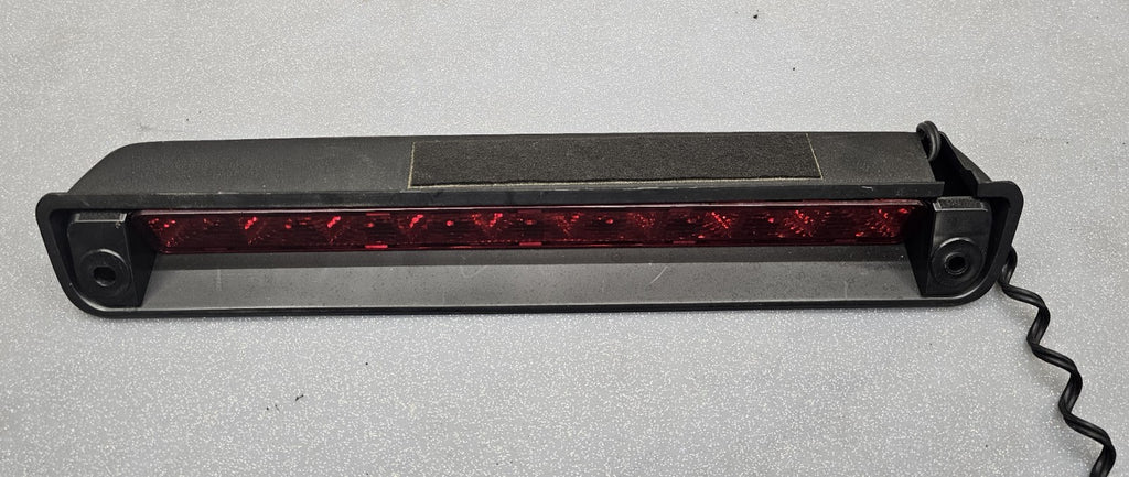 🔥01-04 Nissan Pathfinder / Infiniti QX4 3rd Third Rear Brake Light OEM