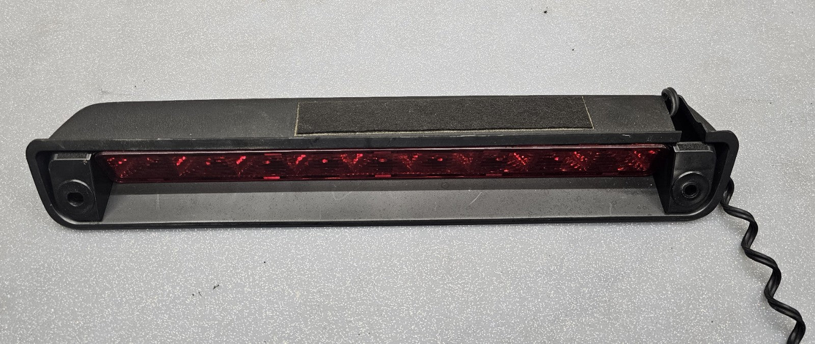 🔥01-04 Nissan Pathfinder / Infiniti QX4 3rd Third Rear Brake Light OEM