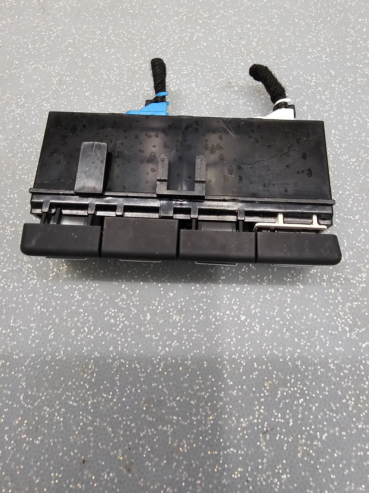 🔥05-08 Audi A4 S4 ESP Button Center Console Switch Passenger Arbag Indicator
