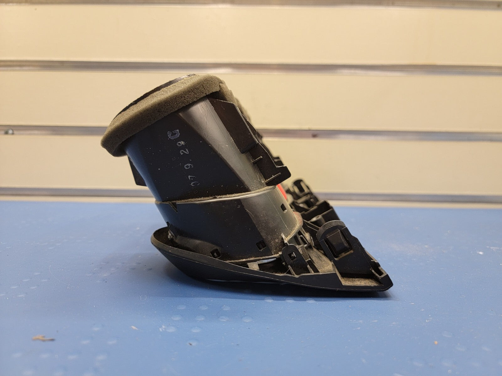 🔥07-12 Nissan ALTIMA0 Dash Center AC HEATER AIR MIDDLE VENT TRIM DARK GREY VT10
