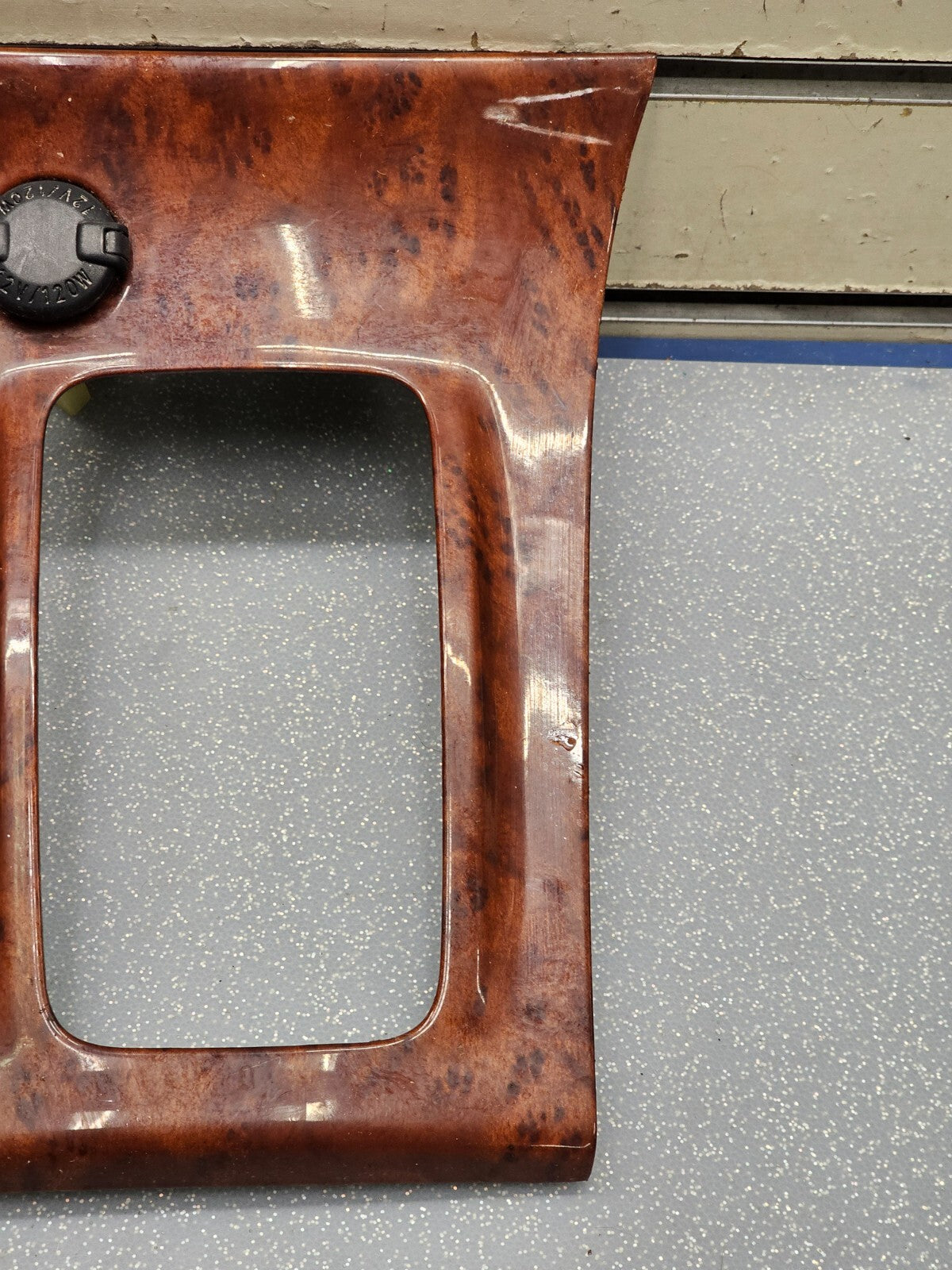 🔥03-08 Corolla Matrix Center Console Gear Shifter Shift Cover Trim Bezel Wood