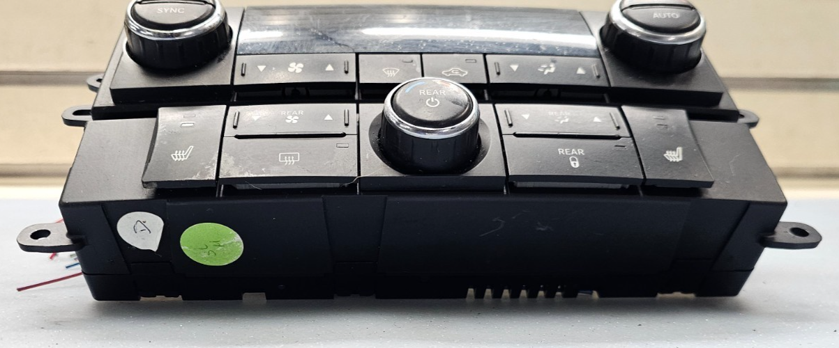 🔥08-10 Dodge Grand Caravan Town & Country Climate Control Rear A/C Heater Dash