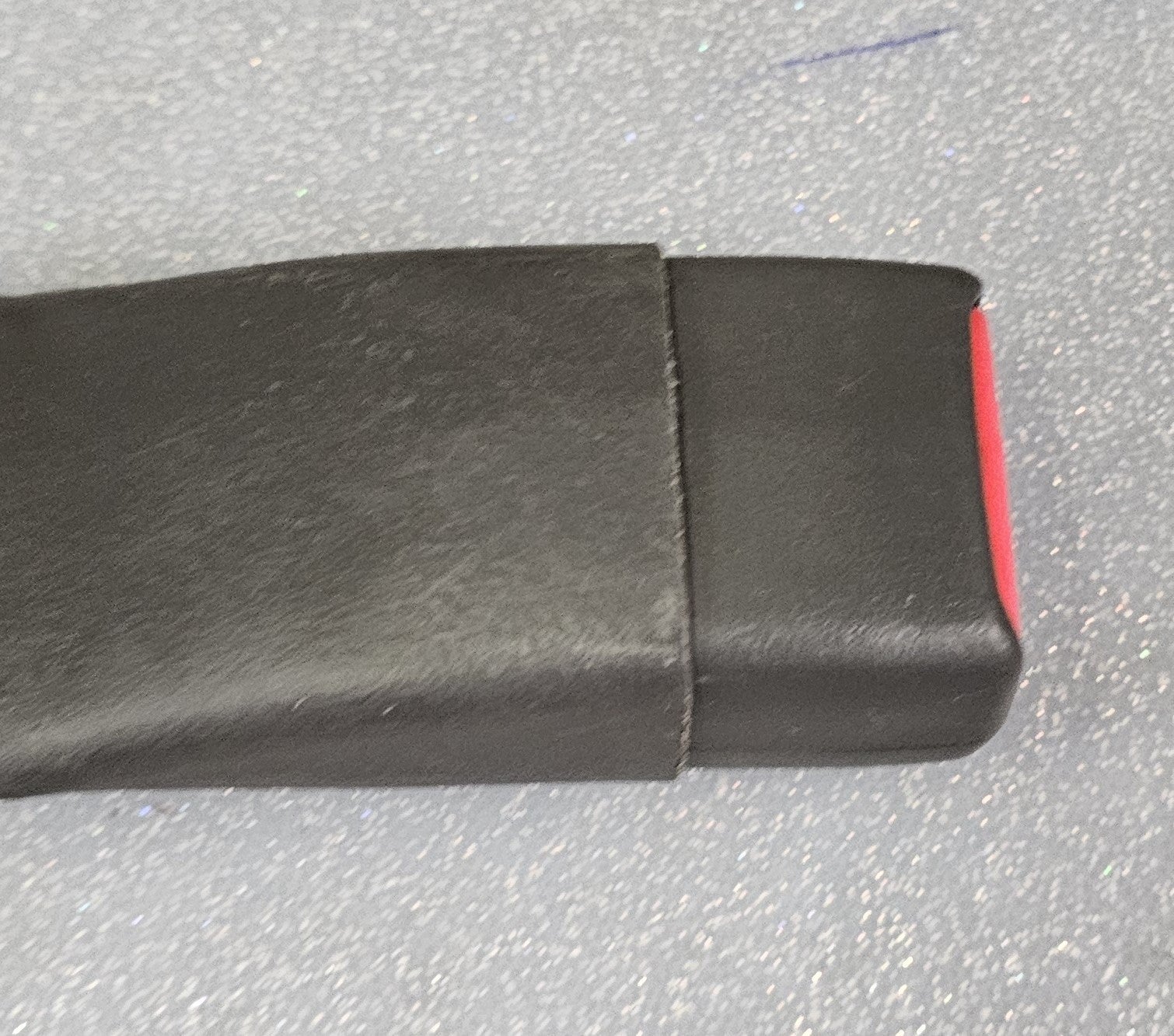 🔥03-06 Tahoe Yukon Sierra Silverado Front Seat Belt Buckle Black