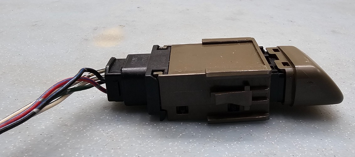 🔥98-02 COROLLA 05-10 AVALON HAZARD EMERGENCY LIGHT SWITCH DRIVER ASSEMBLY TAN