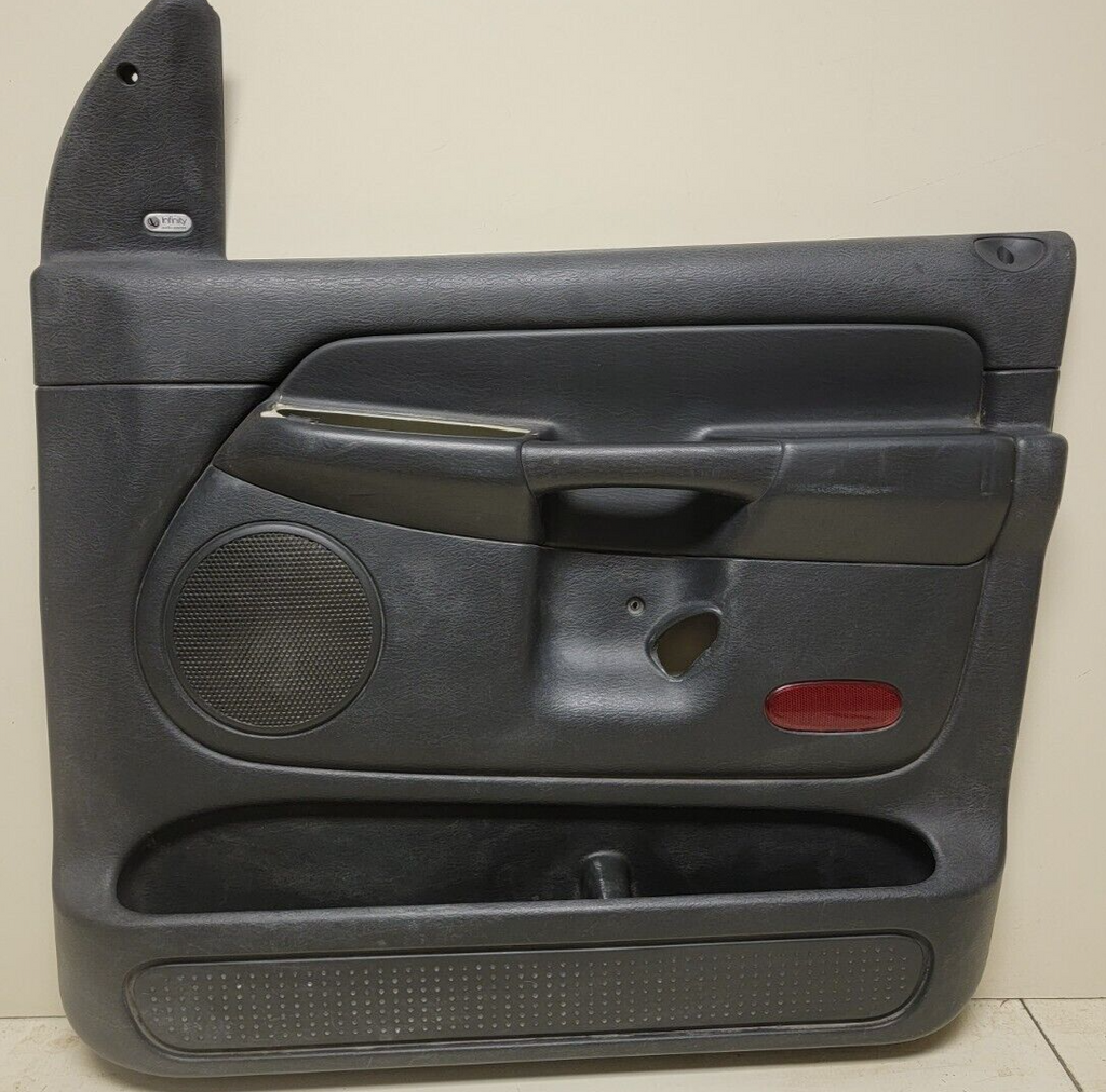 02-05 Dodge RAM Interior Door Panel Front RIGHT BLACK Auto D11