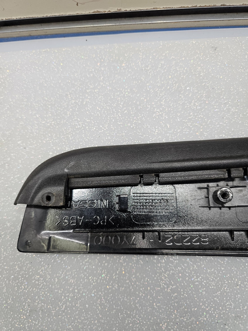 🔥2004-2008 Nissan Maxima Passenger Side Rear Door Sash Cover Trim Panel OEM