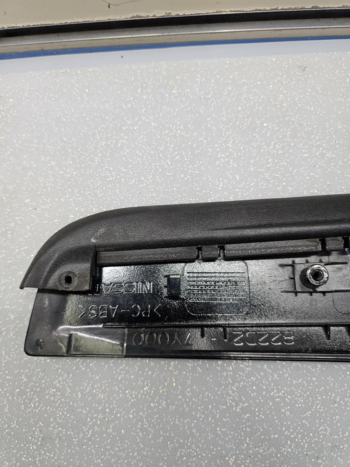 🔥2004-2008 Nissan Maxima Passenger Side Rear Door Sash Cover Trim Panel OEM