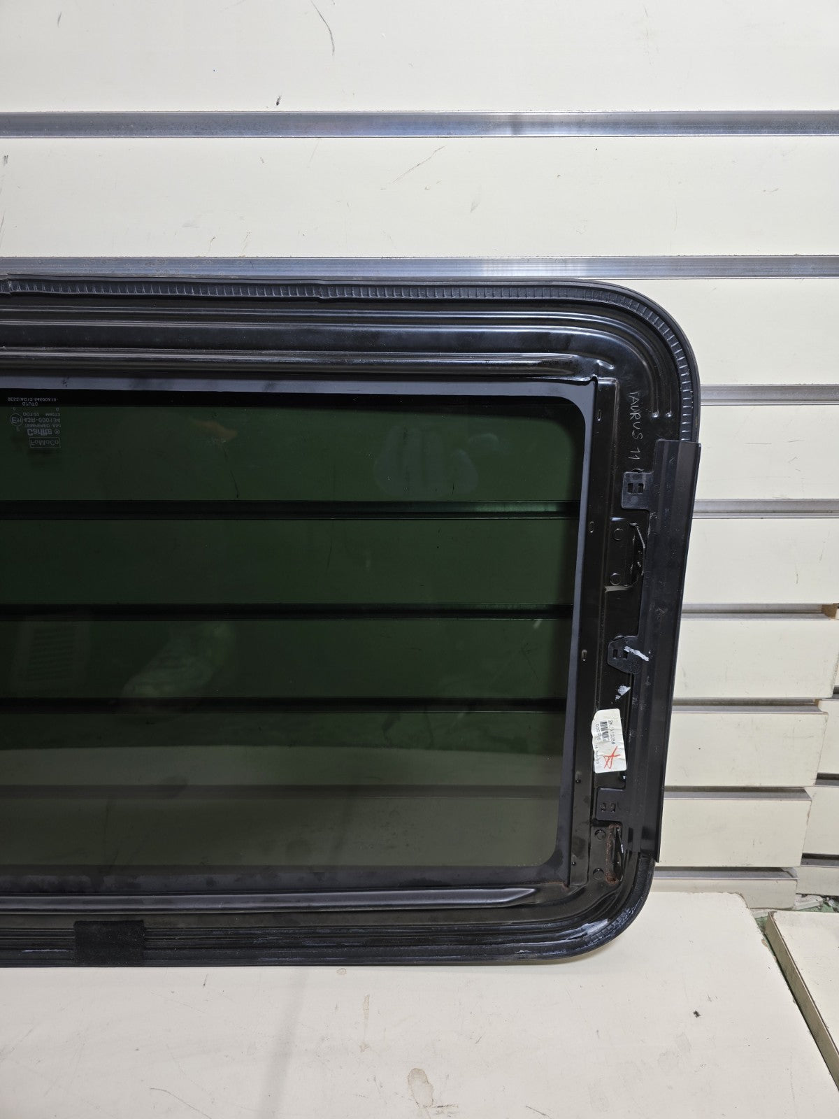 🔥10-19 Ford Taurus Upper Sun Roof Sunroof Window Glass OEM
