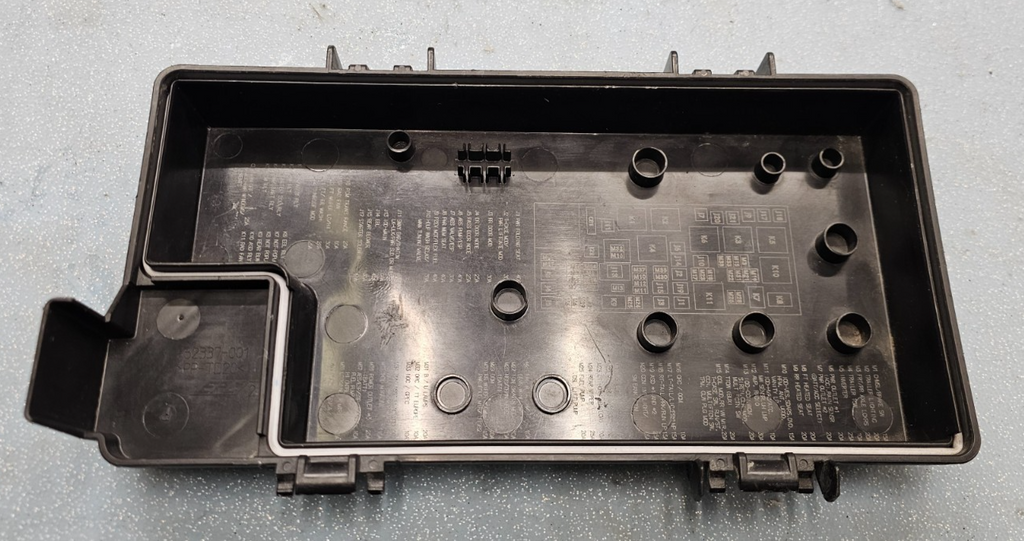 🔥11-14 Ram C/V Grand Caravan Fuse Relay Box Battery Cover Lid Junction Power 