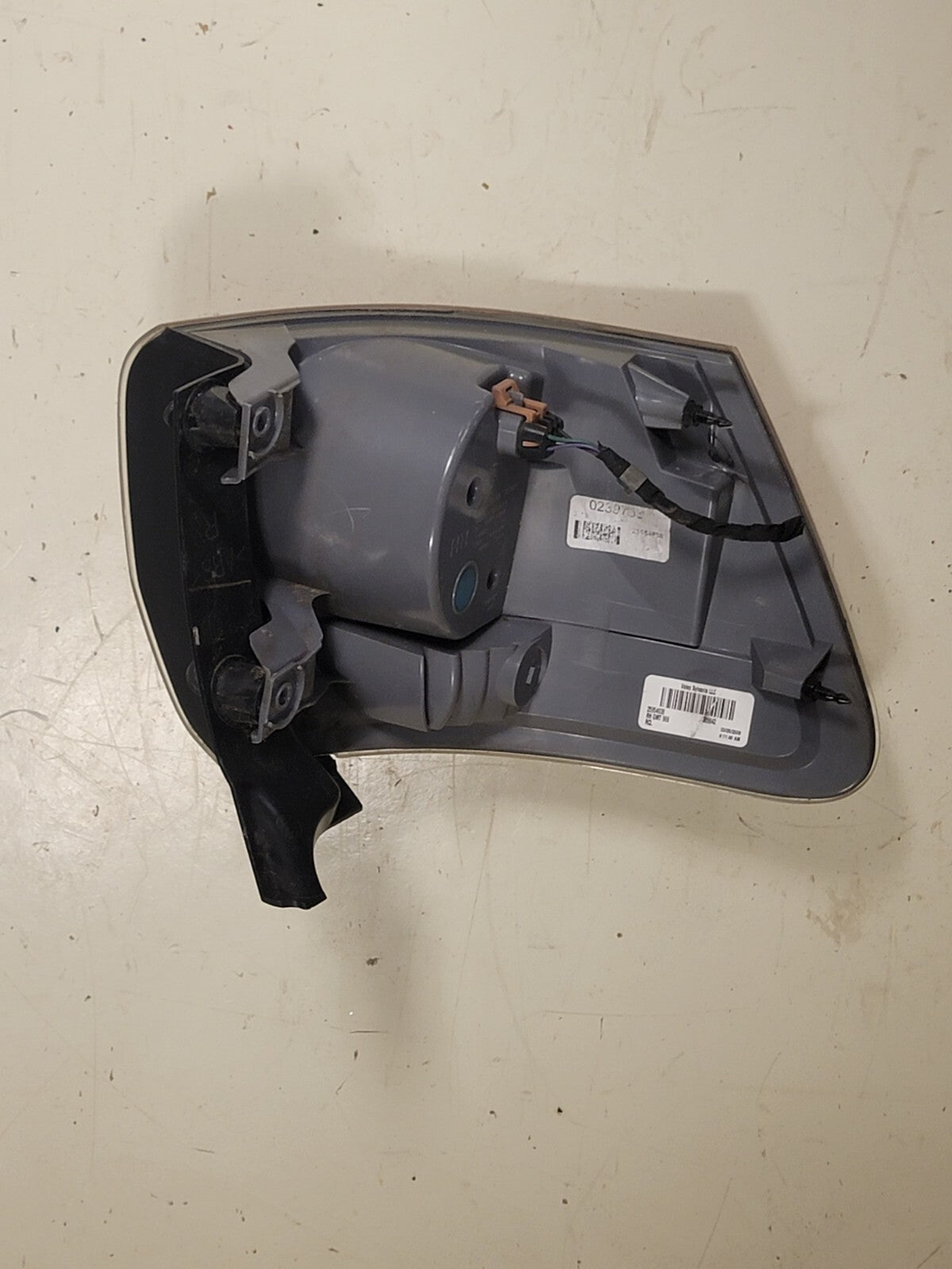 🔥2007 - 2012 GMC ACADIA PASSENGER Side Tail LED Light Rear Lamp