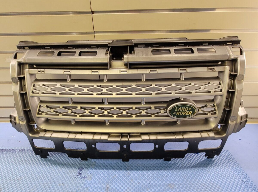 🔥08-10 Land Rover LR2 Front Bumper Grille Assembly Cover Chrome Genuine White
