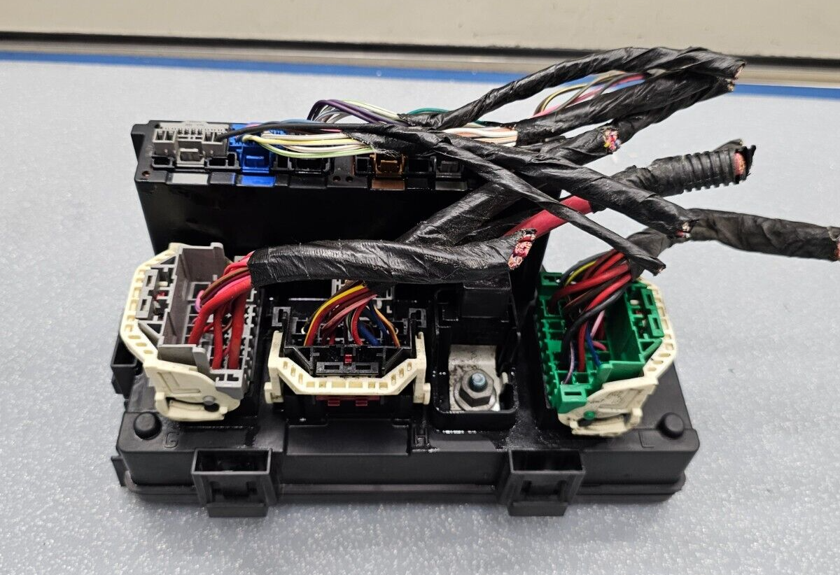 🔥08-09 Dodge Avenger Chrysler Sebring OEM TIPM Fuse Box 68028008