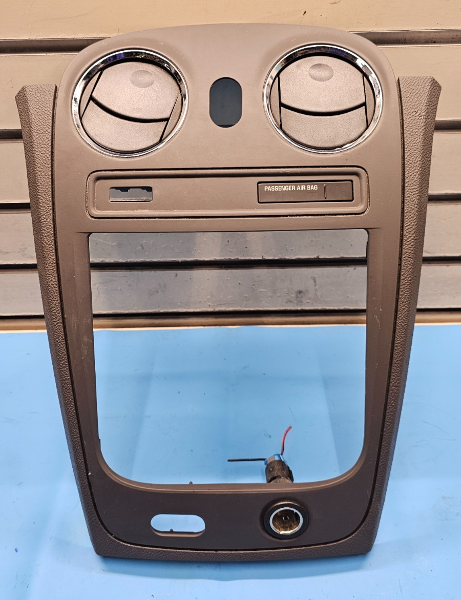 🔥06-11 Chevy HHR Dash FM Radio Display Stereo Climate Panel Trim Bezel DK TAN
