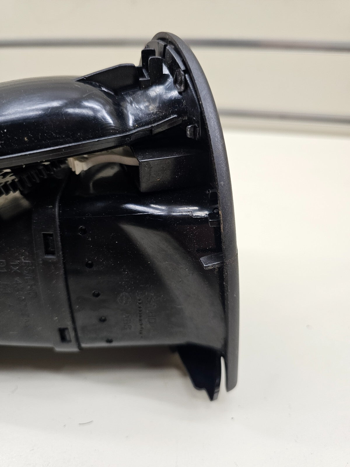 02-08 Jaguar X-Type Left Driver Outer Dash Front Center Air Vent Heater DK GRAY