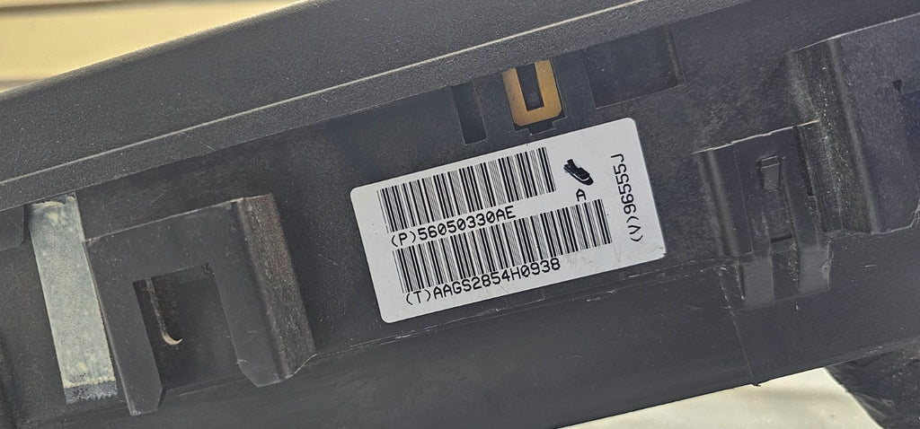🔥2006 Commander Grand Cherokee 3.7L Engine HOOD FUSE Relay BOX Release Cover