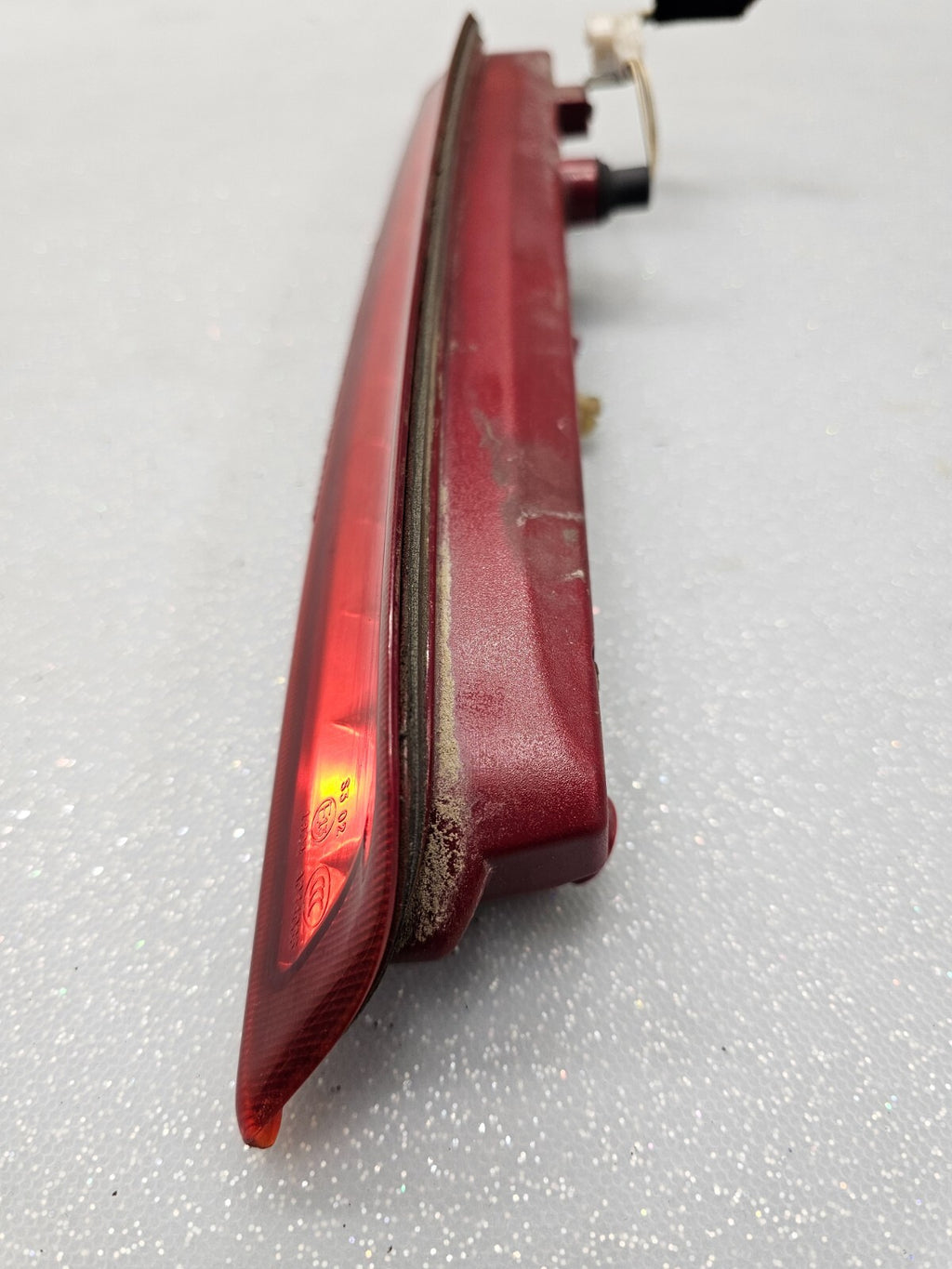 🔥2006-2014 KIA SEDONA HIGH MOUNT THIRD BRAKE LIGHT TAIL LIGHT STOP LAMP LED