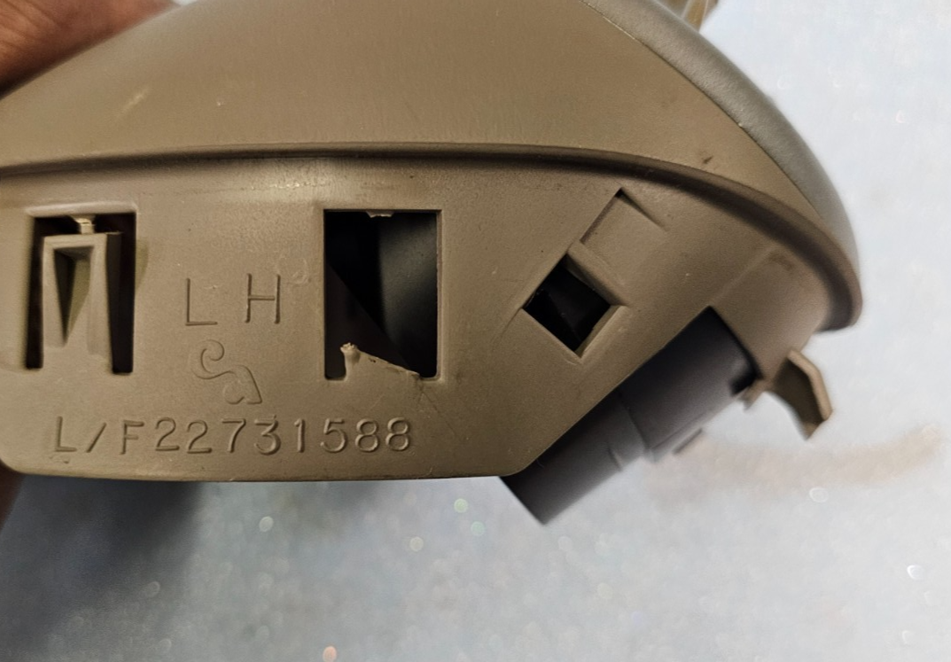 🔥03-07 SATURN ION LEFT DRIVER DASH AC HVAC A/C AIR HEAT VENT HEATER TAN/SILVER