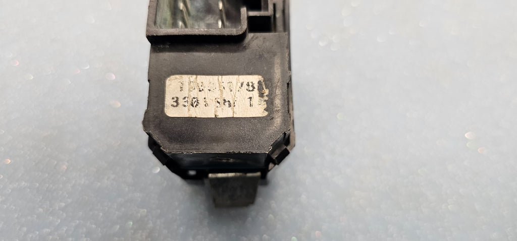 🔥02-05 Trailblazer Right Passenger Rear Window Door Switch Lock Assembly Black